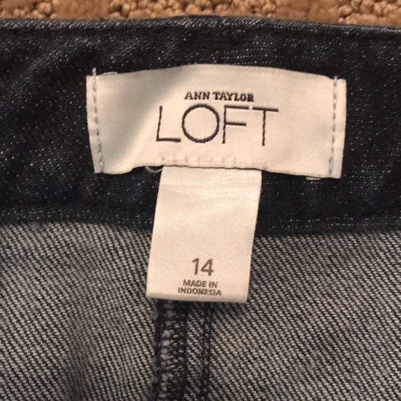 Denim skirt - Picture 2 of 3